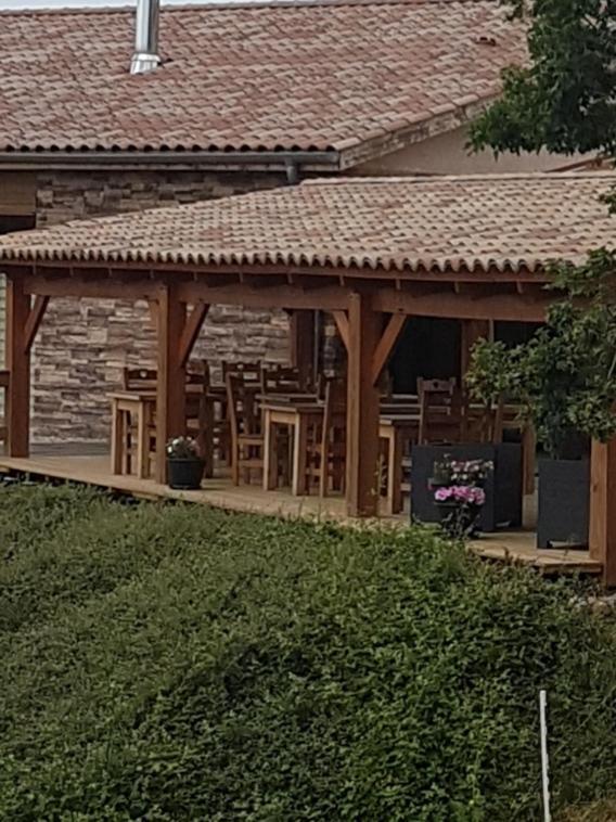 Gite De Prejeurin Echalas Luaran gambar